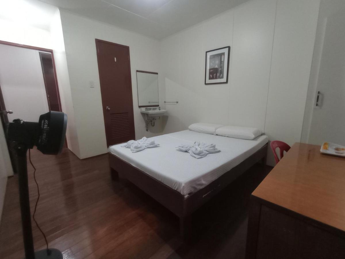 Citywalk Hotel Dumaguete City Kültér fotó